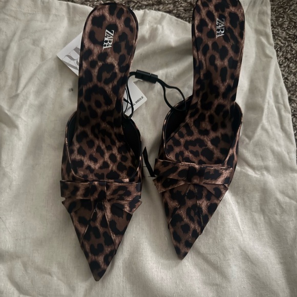 Zara Leopard Print Mules - Picture 2 of 4